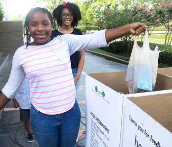 fighting food insecurity mother and daughter 