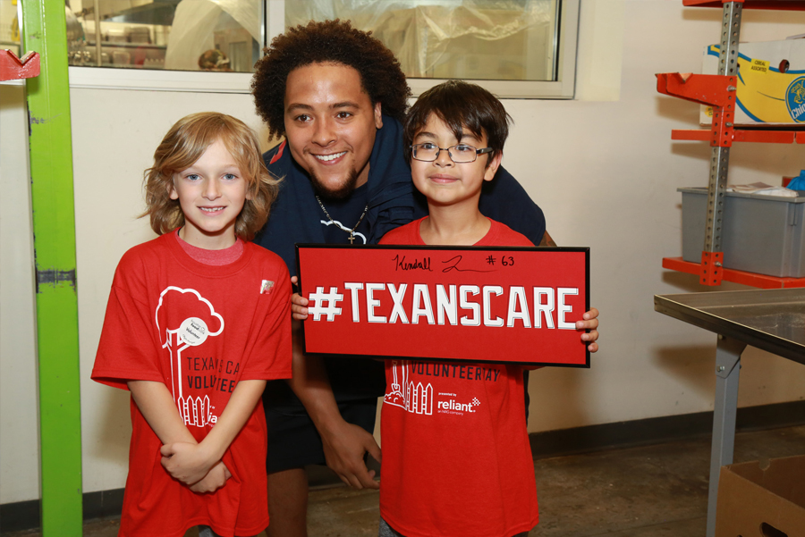 Texans Helping Texans at the Houston Food Bank class="img-responsive