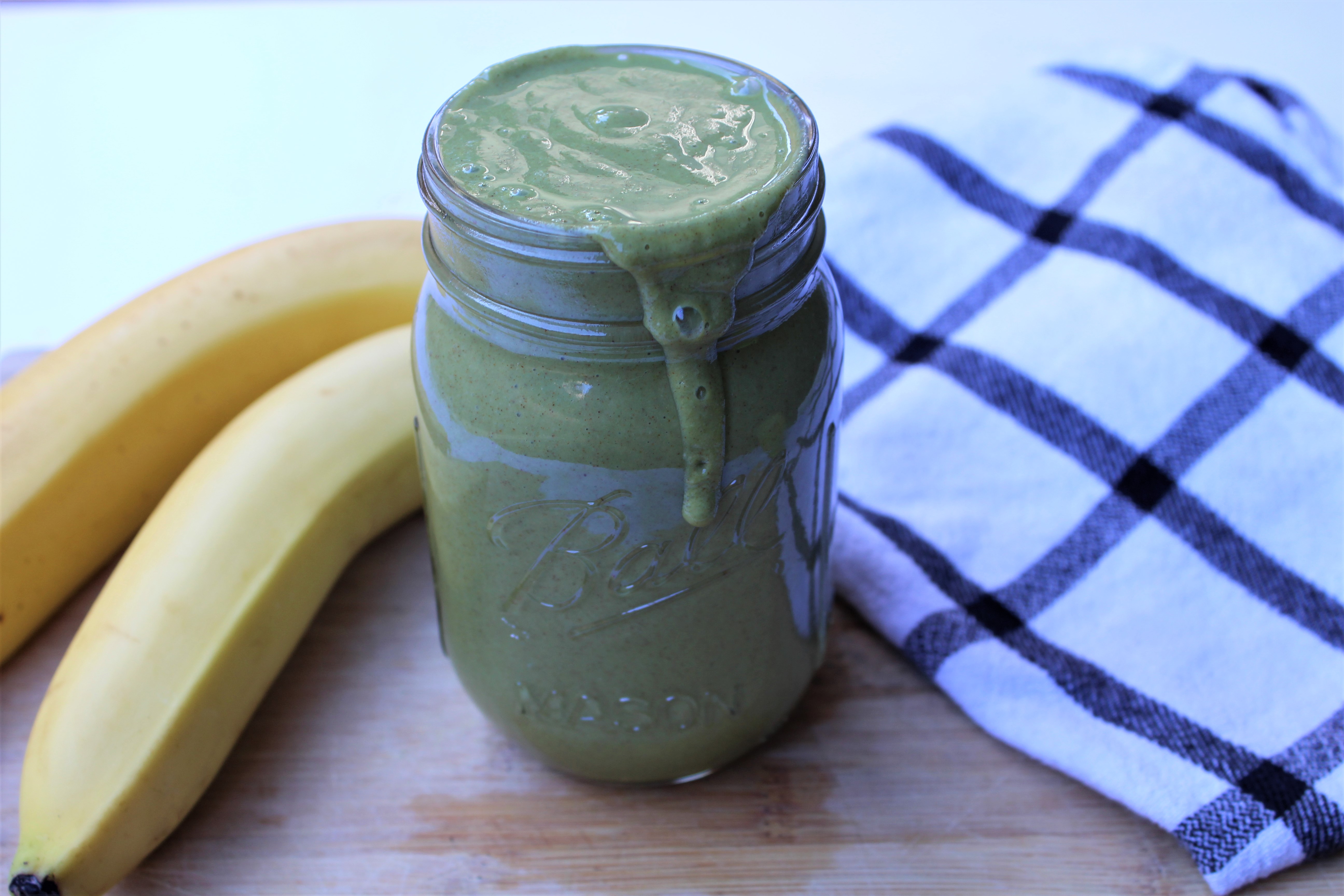 Green smoothie banana