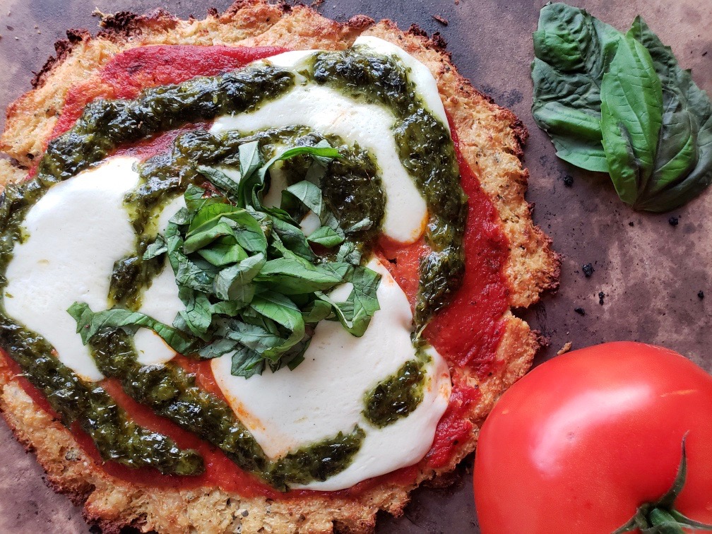 Gluten free pizza vegetarian cauliflower crust