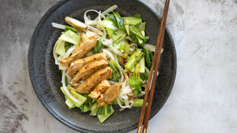 Stir-fry Chicken and Bok Choy