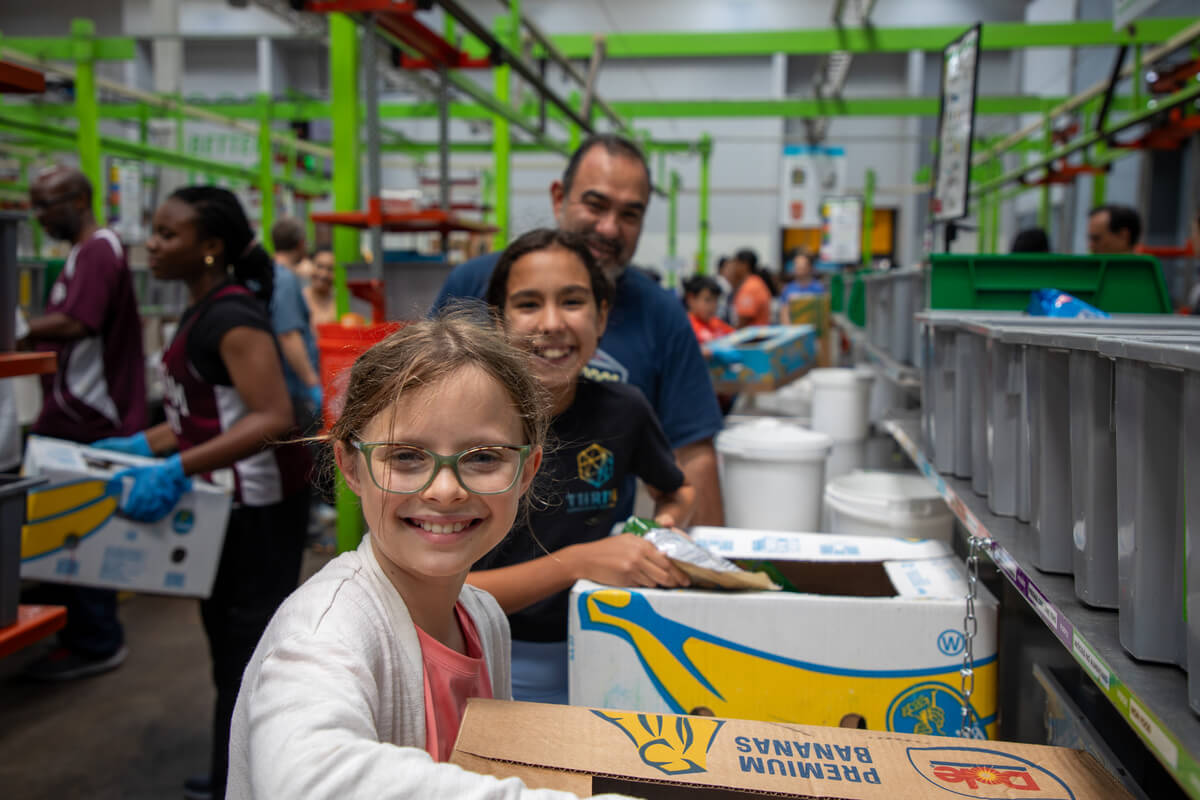 Give Help Volunteer 6 Give Help Volunteer 6